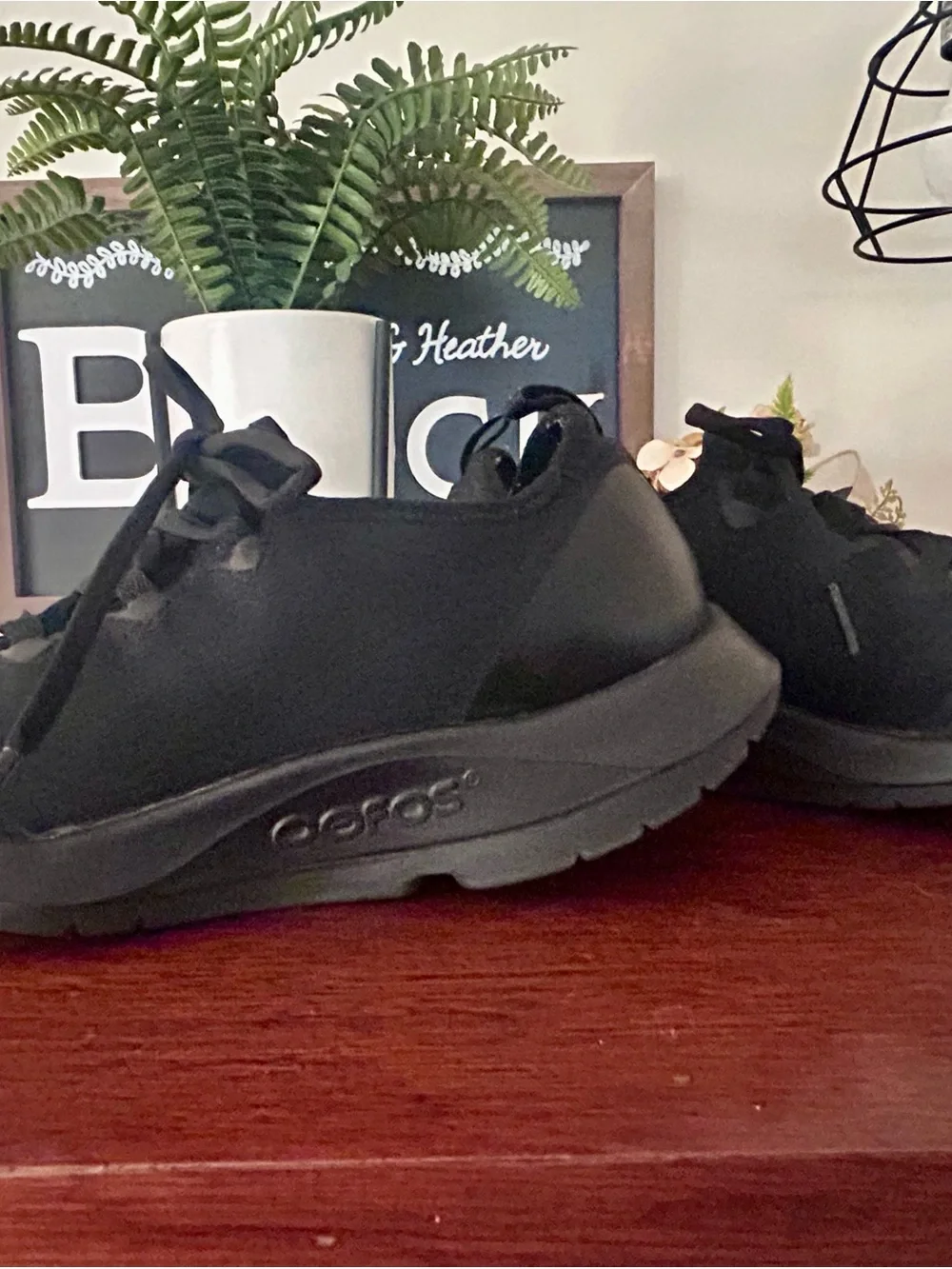 OOFOS Black Shoe with Bright Green Footbed - Picture 5 of 6